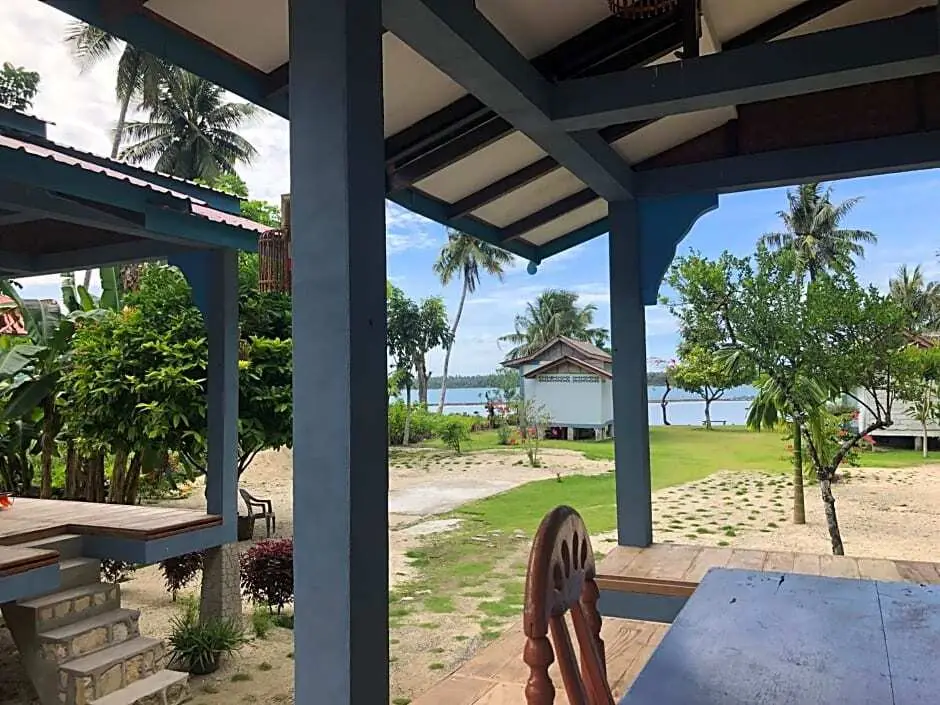 Сорак: New Raya - Nias Beach Bungalows