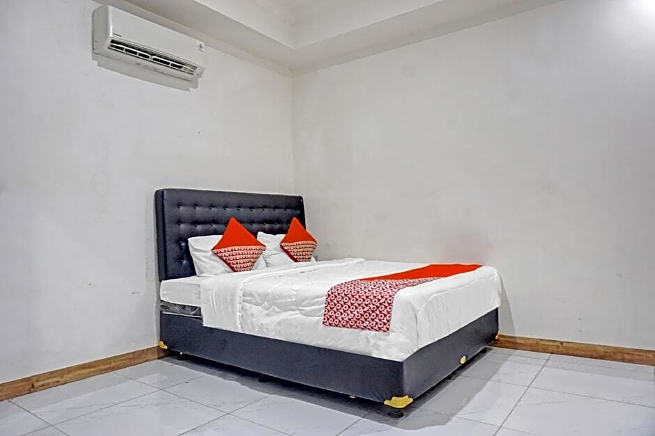 Джакарта: OYO 90784 Adelia Syariah Residence