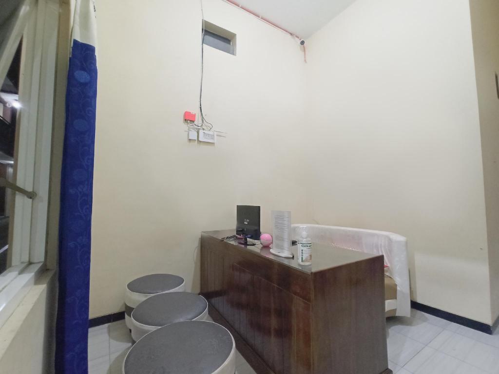 Кепанджен: OYO 3298 Bromo Guest House Family