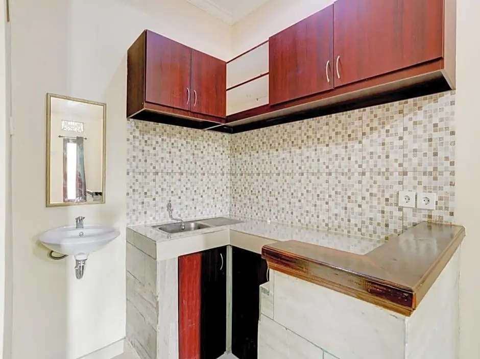 Джимбаран: OYO 90711 Blembong Homestay