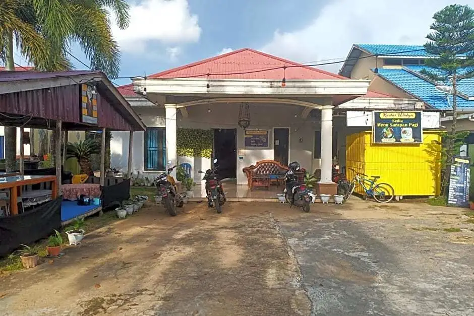 Кетапанг: Yudi Homestay Ketapang RedPartner