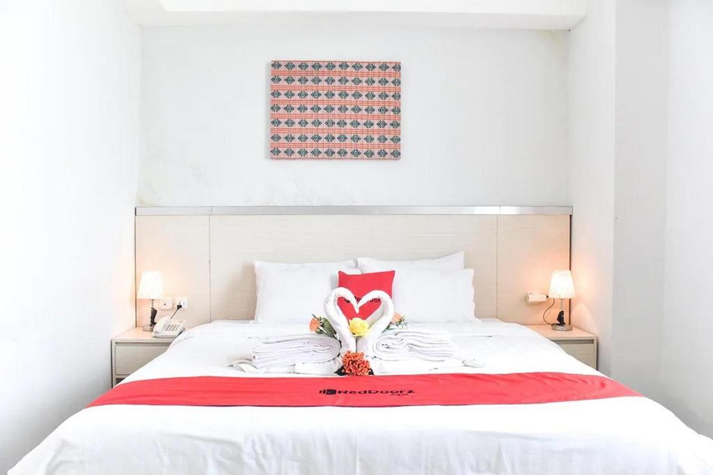 Макассар: RedDoorz Plus Near Trans Studio Mall