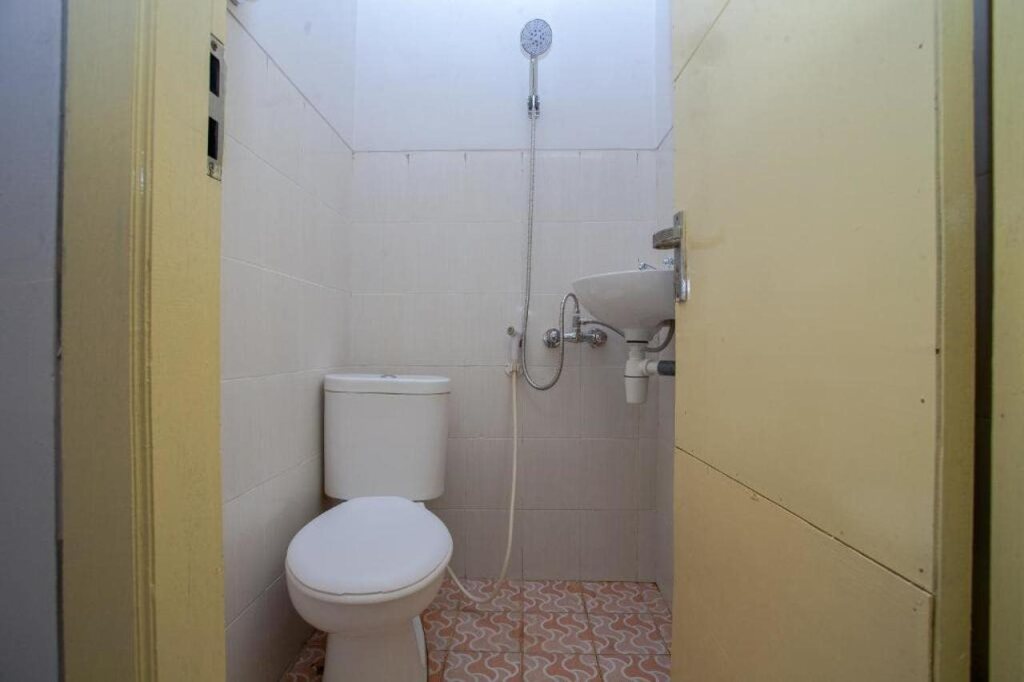 Тегал: OYO 3060 Al Fatih Guest House Syariah