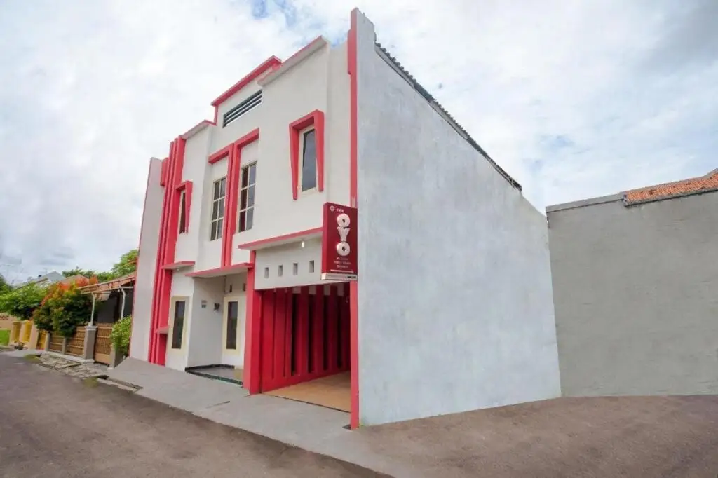 Тегал: OYO 3060 Al Fatih Guest House Syariah