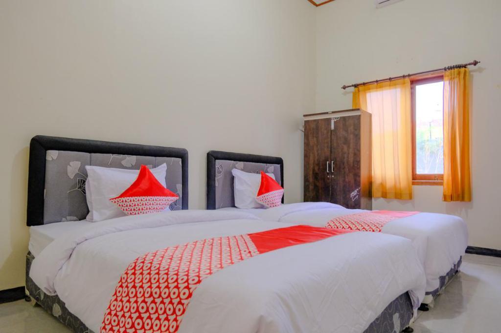 Тулунгагунг: OYO 2835 Sakinah Family Residence