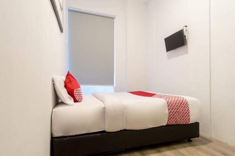 Медан: 835 Metropolitan Home Stay