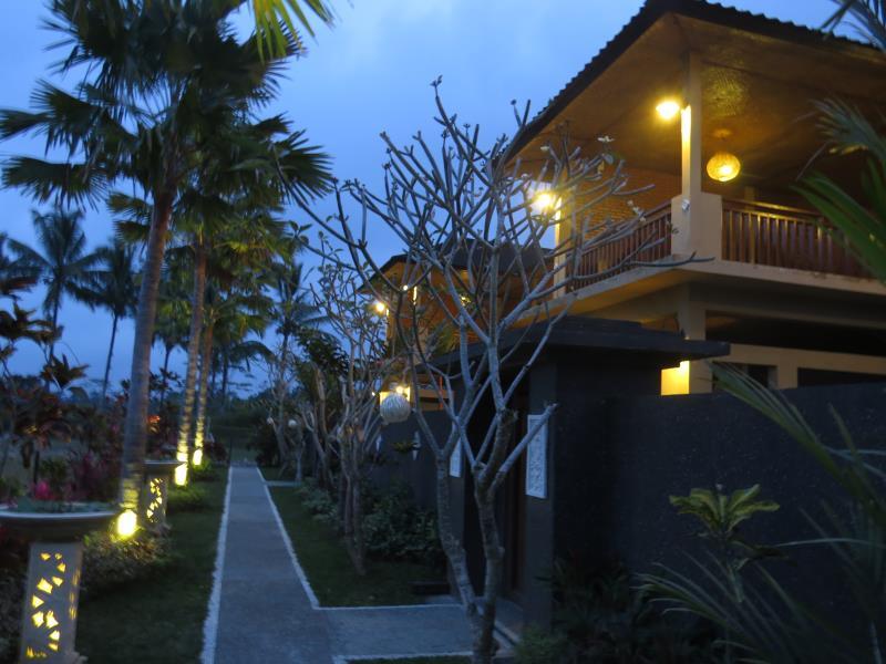 Тегаллаланг: Villa Cempaka Kedisan