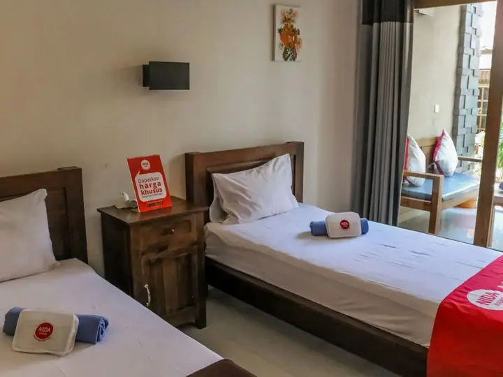 Санур: Nida Rooms Bali Danau Tambligan At Donna Homestay