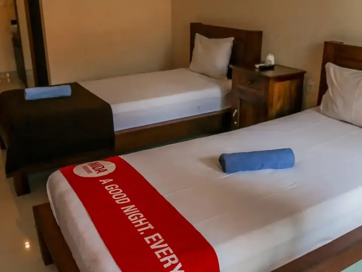 Санур: Nida Rooms Bali Danau Tambligan At Donna Homestay