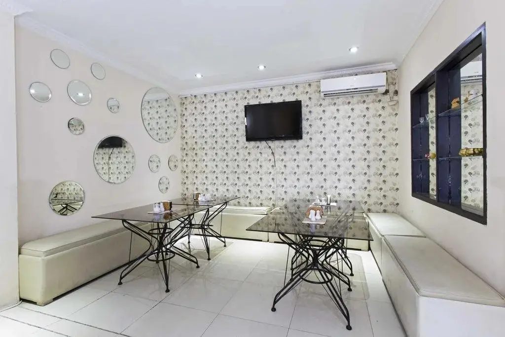 Джакарта: RedDoorz @ Gandaria Utara 2