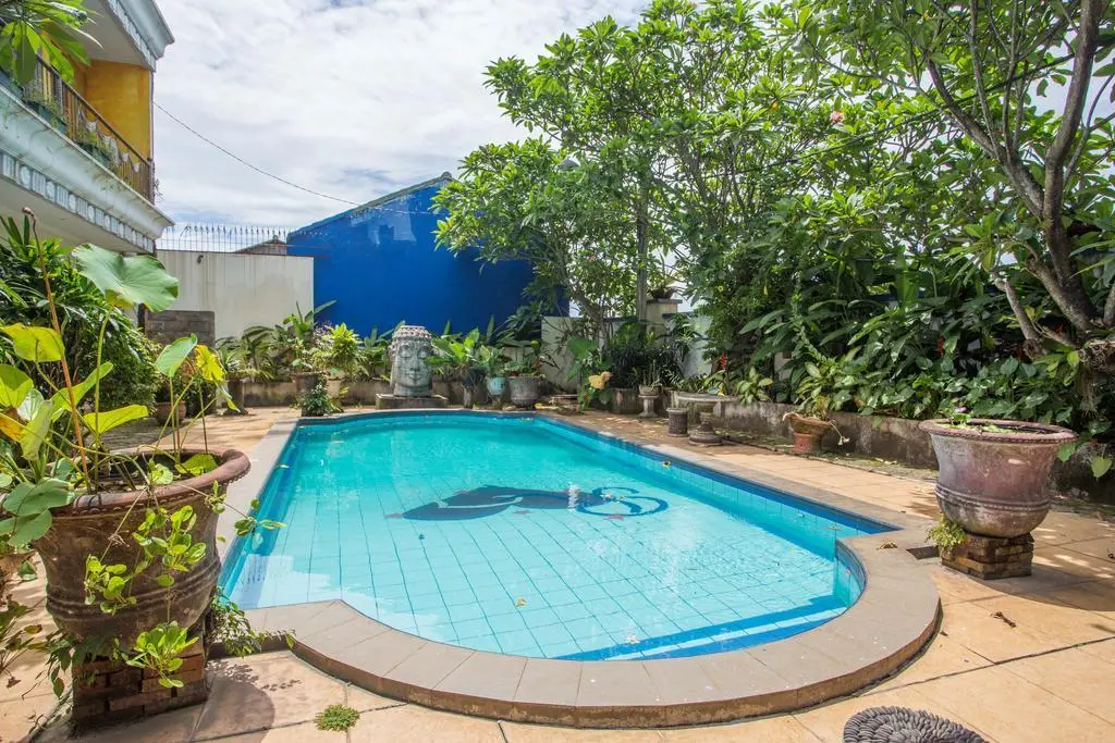 Джакарта: RedDoorz Plus near Cibubur Junction