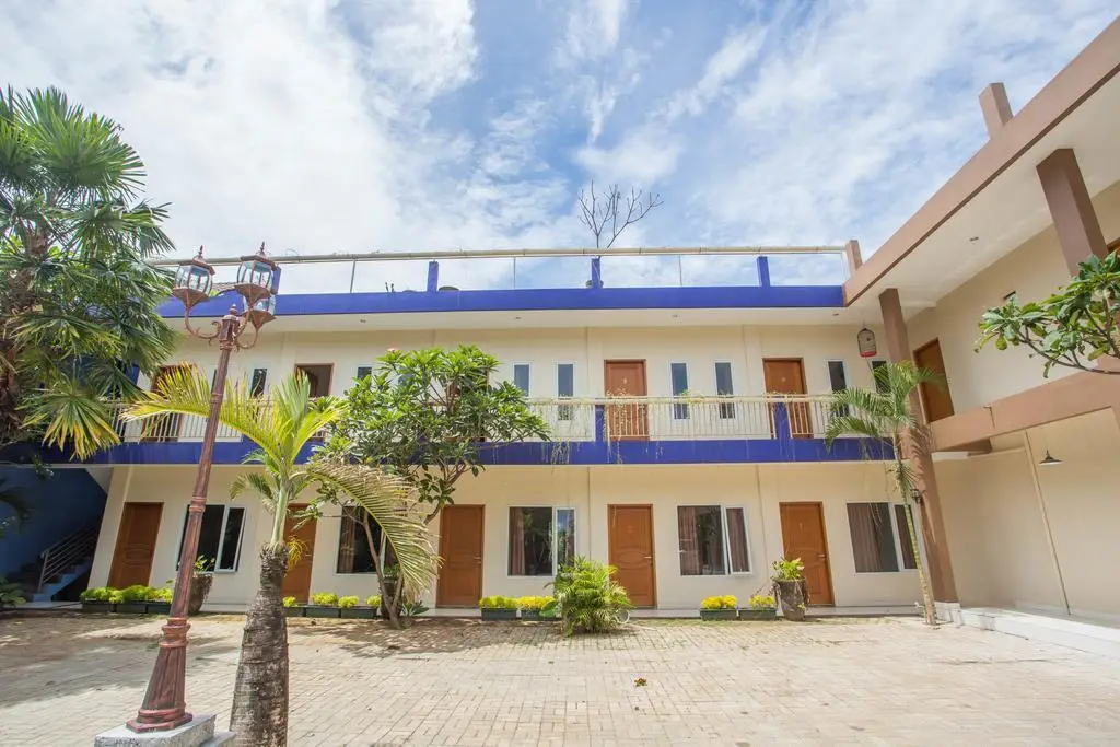 Джакарта: RedDoorz Plus near Cibubur Junction