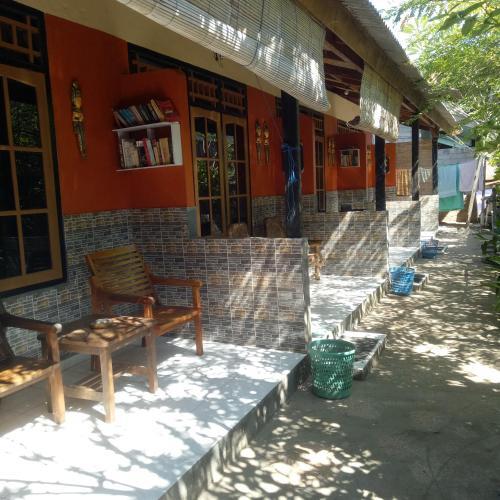 Гили Траванган: melati bungalow