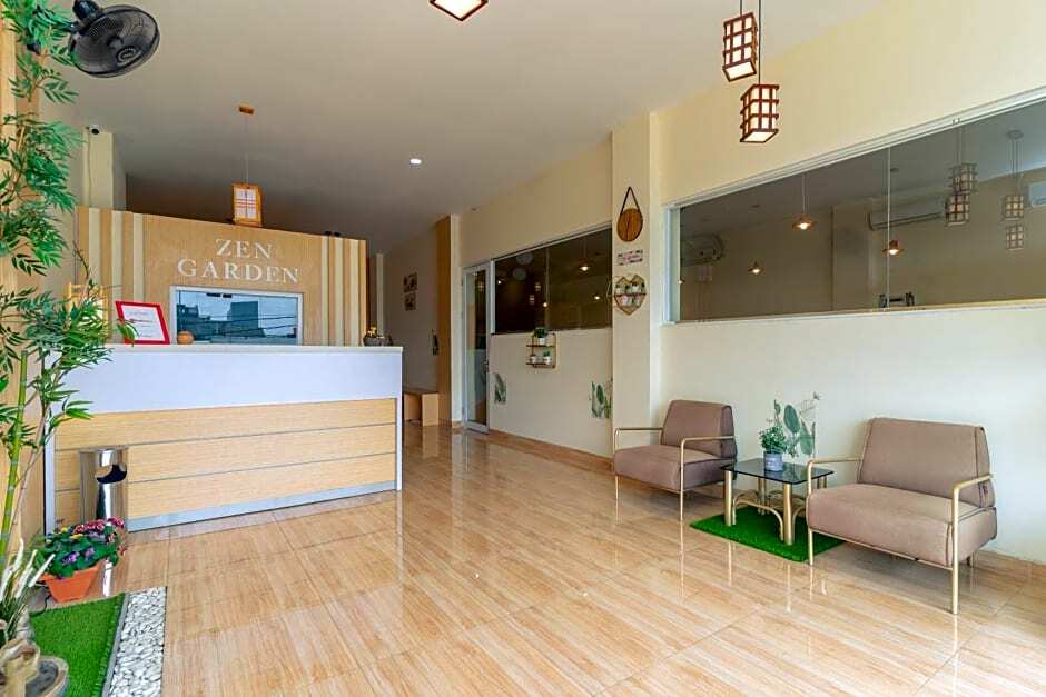 Джакарта: RedDoorz Plus Near RS Royal Taruma Grogol
