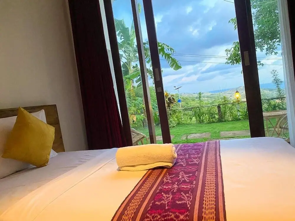 Jerowaru: The Hill View Lombok