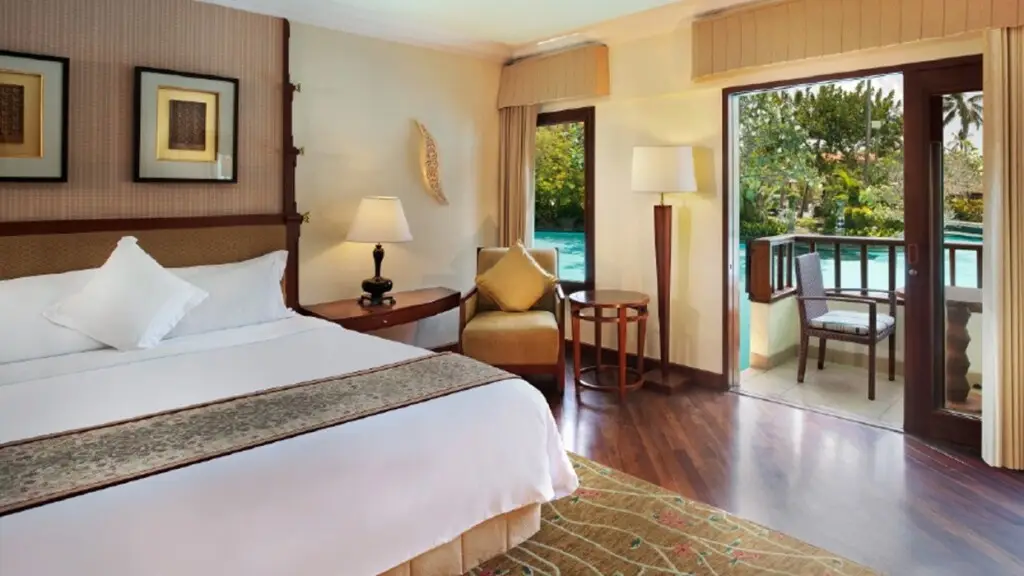 Беноа: Sheraton Laguna