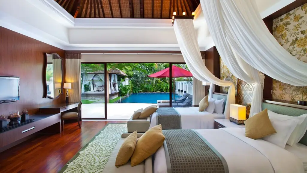 Беноа: Sheraton Laguna