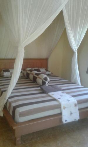 Пеменанг: Arnel Bungalows