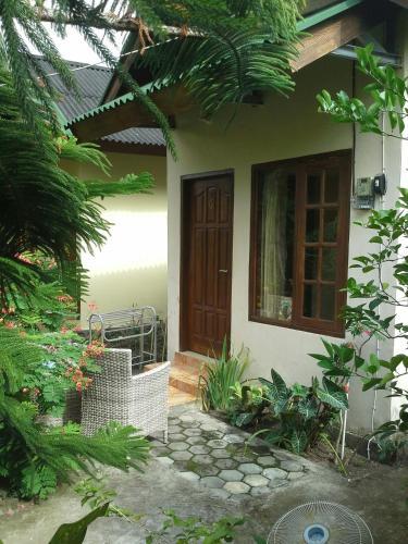 Пеменанг: Arnel Bungalows