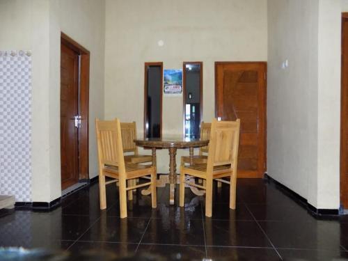Остров Менджанган: Banyuwangi Hostel