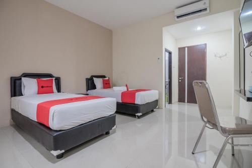 Мартапура: Reddoorz Plus Near Syamsudin Noor Airport