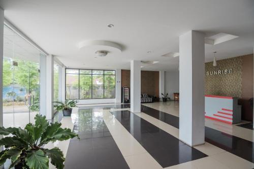 Мартапура: Reddoorz Plus Near Syamsudin Noor Airport