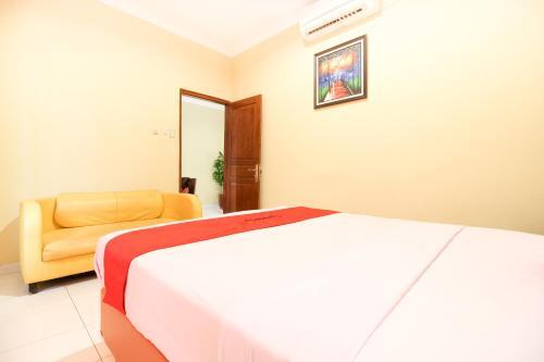 Севон: RedDoorz near Desa Wisata Kasongan