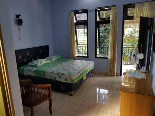 Матарам: Agung Homestay Selagalas