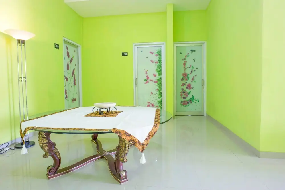 Джакарта: RedDoorz near Pramuka