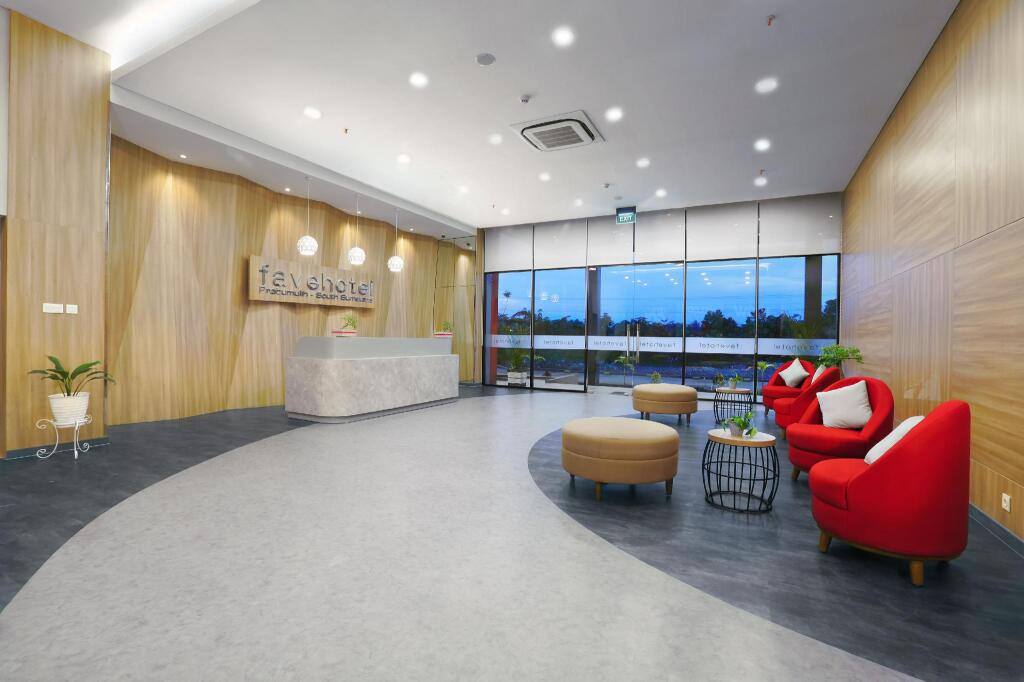 Прабумулих: favehotel Prabumulih