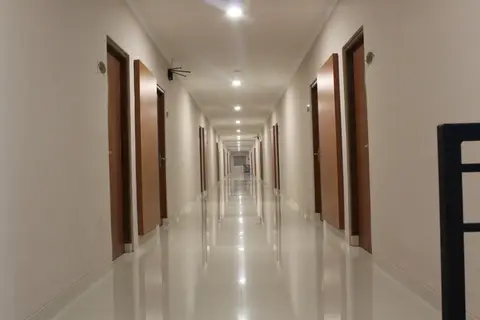 Mr J Suites Hotel Tegal — фото 1