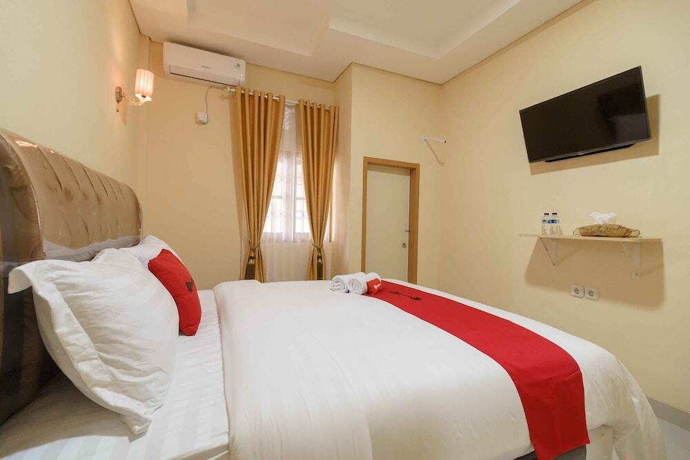 Паданг: Reddoorz Syariah Near Plaza Andalas Padang
