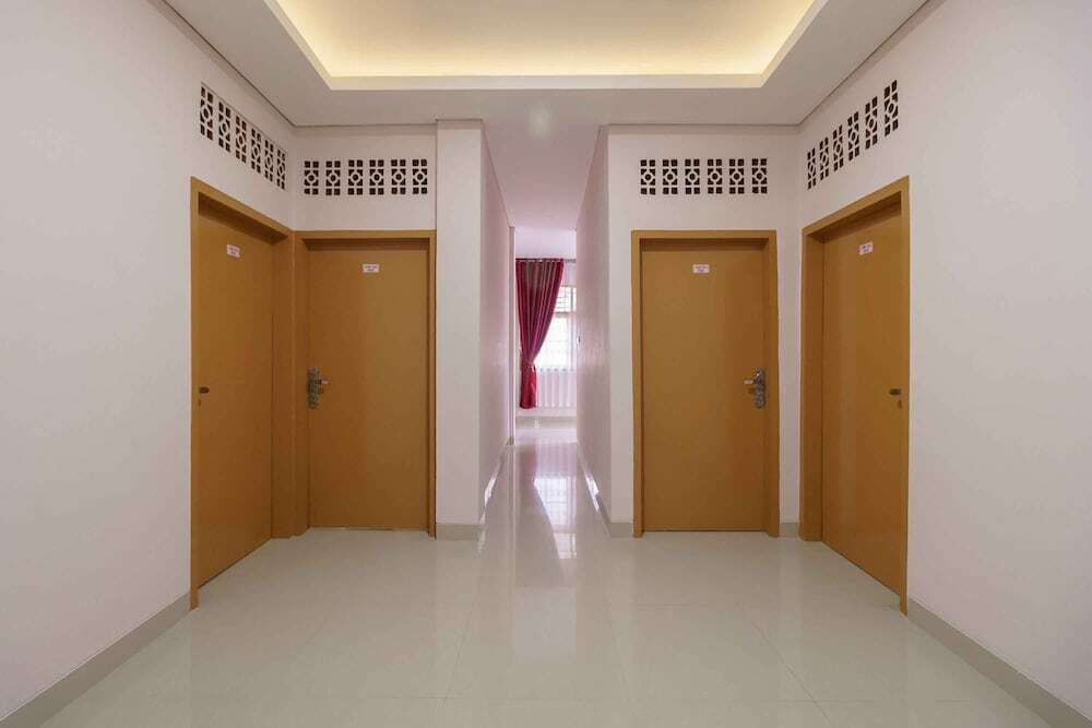 Паданг: Reddoorz Syariah Near Plaza Andalas Padang