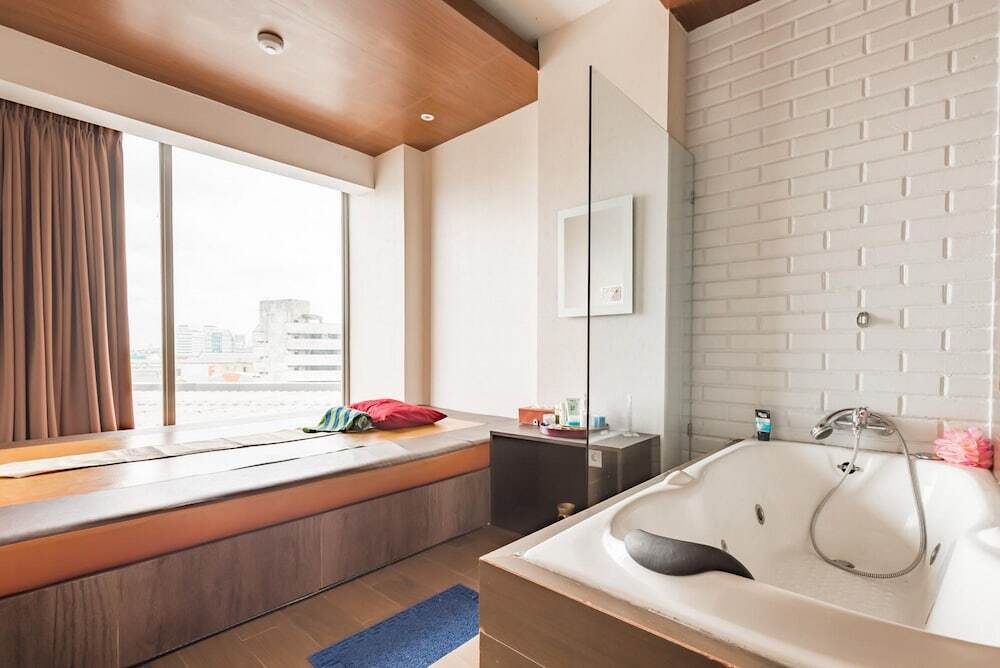 Джакарта: Reddoorz Apartment @ Pasar Baru Mansion