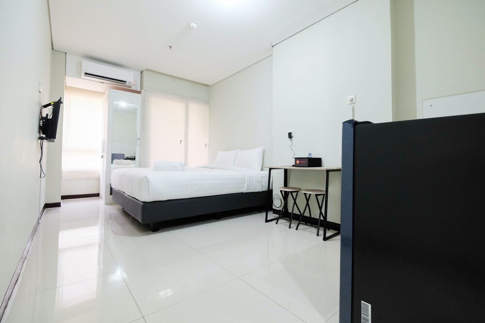 Джакарта: Studio Nifarro Park Apartment Near Kemang