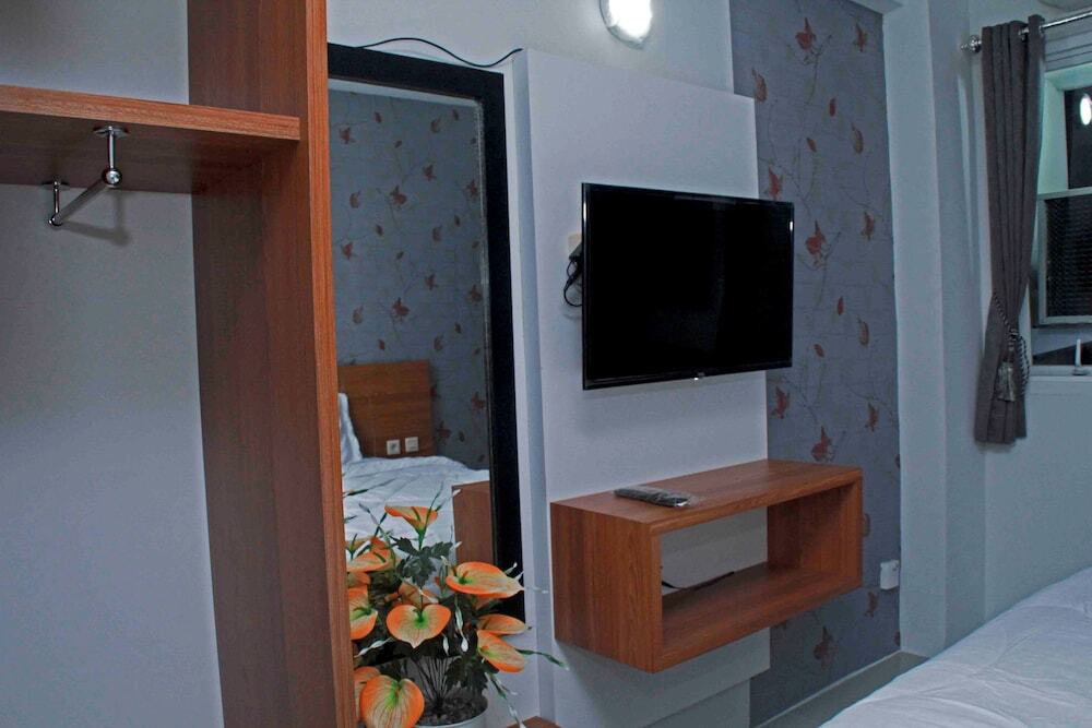 Караванг: Sentraland Residence Managed by Diorama