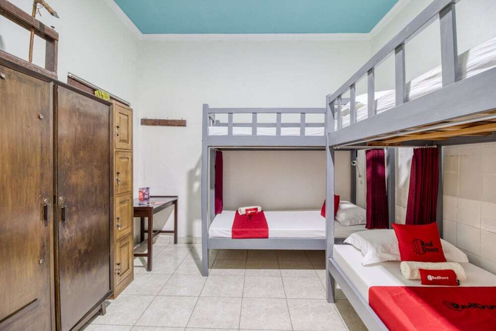 Джокьякарта: RedDoorz Hostel near Alun Alun Selatan Jogja