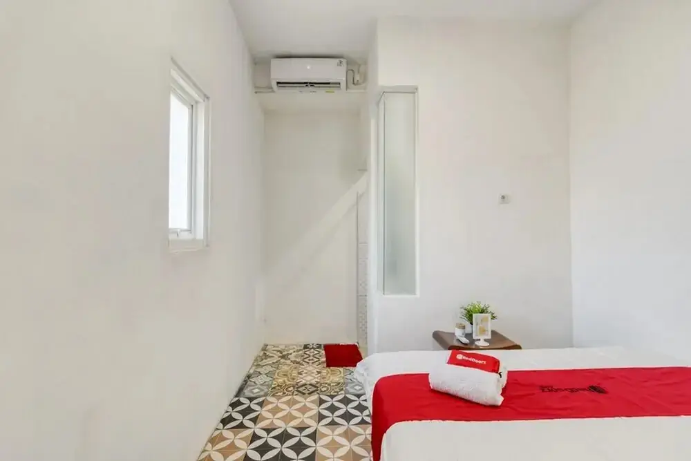 Слеман: RedDoorz Hostel near Kalasan Temple