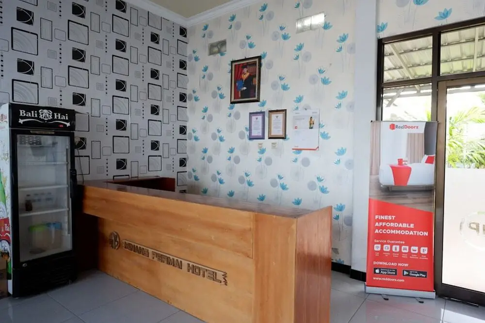 Пакитан: RedDoorz near Teleng Ria Beach