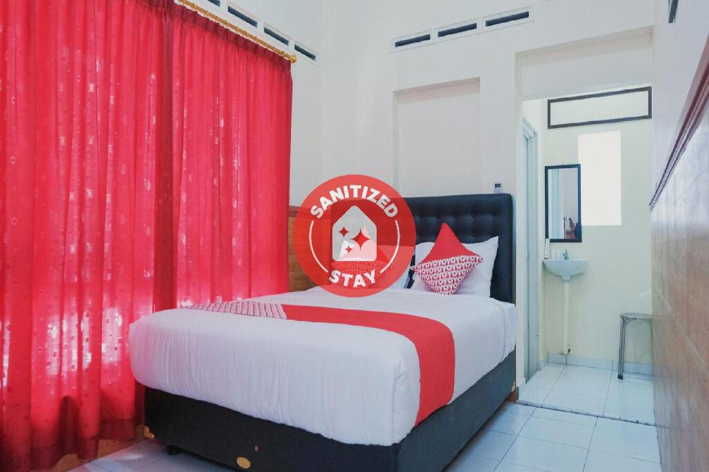Пакитан: OYO 1190 Griya Soeratin Residence Syariah