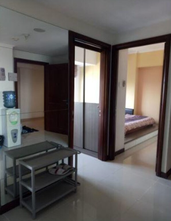 Сурабая: Fifi Sewa Apartemen Surabaya