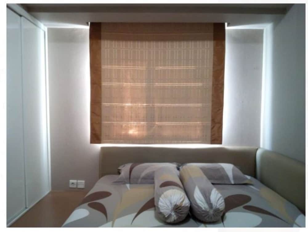 Сурабая: Fifi Sewa Apartemen Surabaya