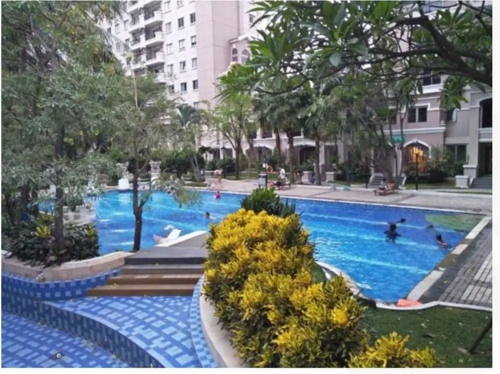Сурабая: Fifi Sewa Apartemen Surabaya