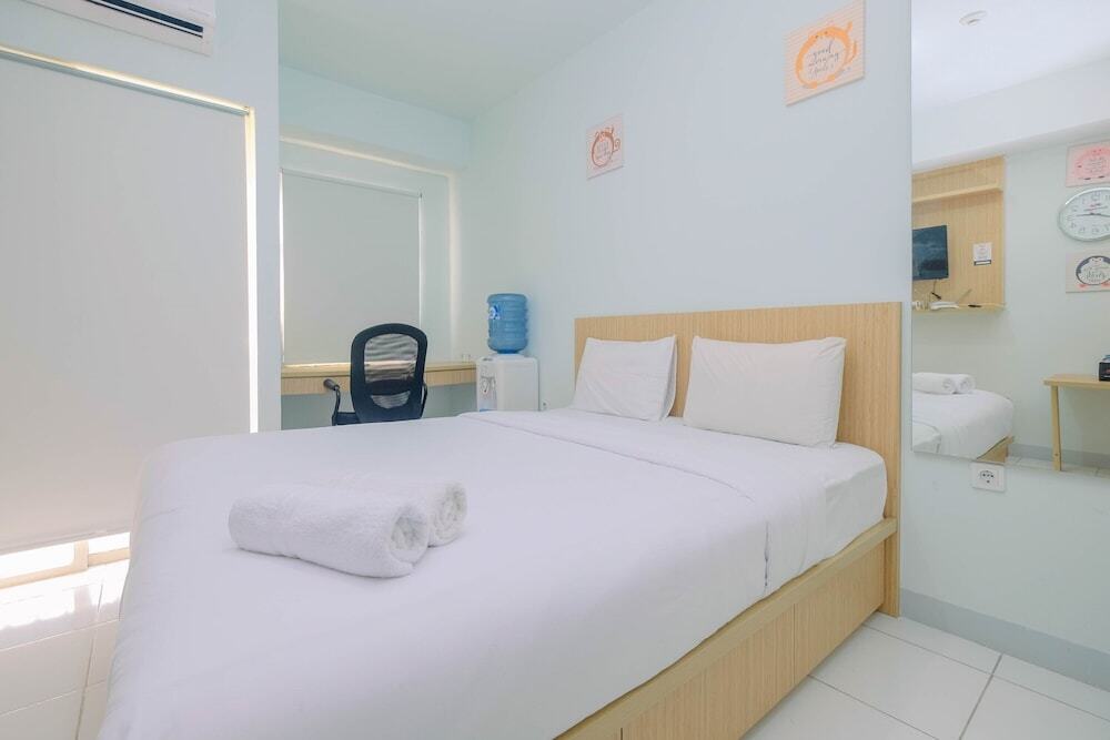 Тангеранг: Simple and Minimalist Studio Apartment at Ayodhya Residences