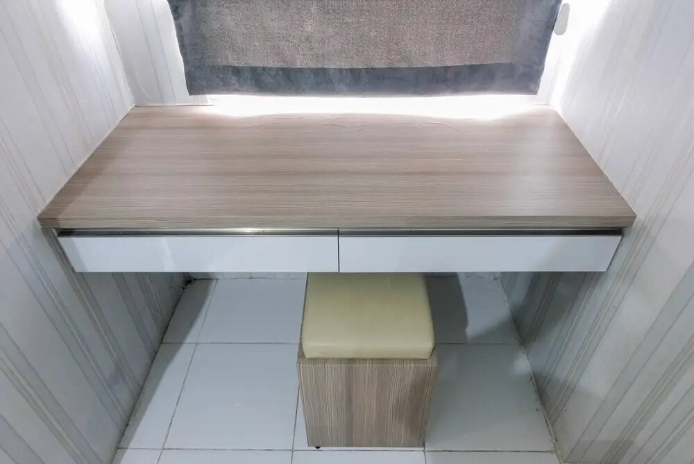 Тангеранг: Best Price and Modern Studio Apartment at Ayodhya Residence