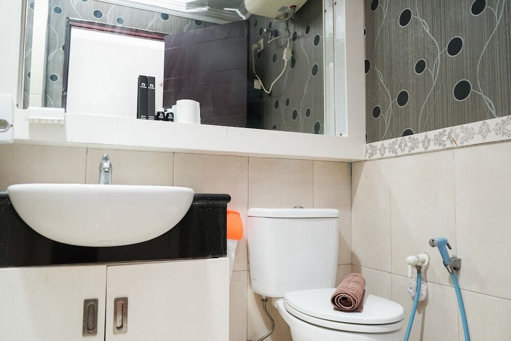 Джакарта: Spacious 2BR Apartment at Mangga Dua Residence
