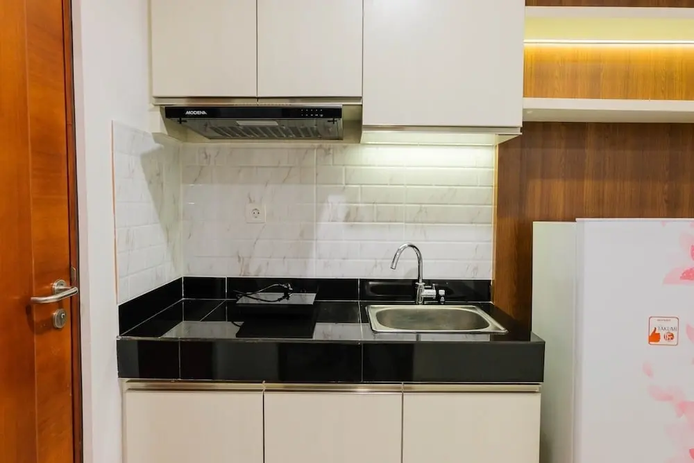 Южный Тангеранг: Tranquil And Cozy 1Br At Roseville Apartment