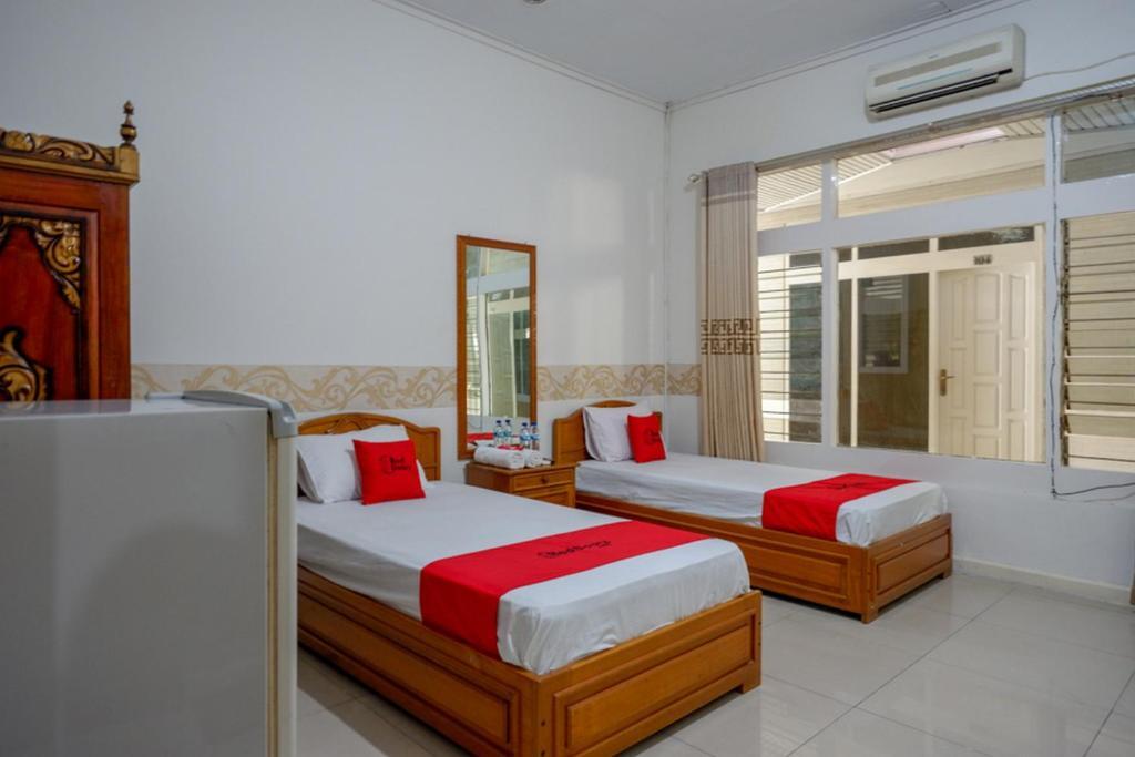 Палу: RedDoorz Plus Syariah at Alam Raya Hotel