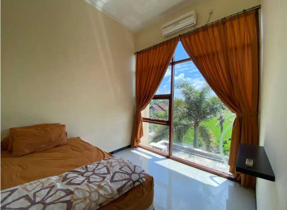 Батуретно: Manyar Sewu Homestay