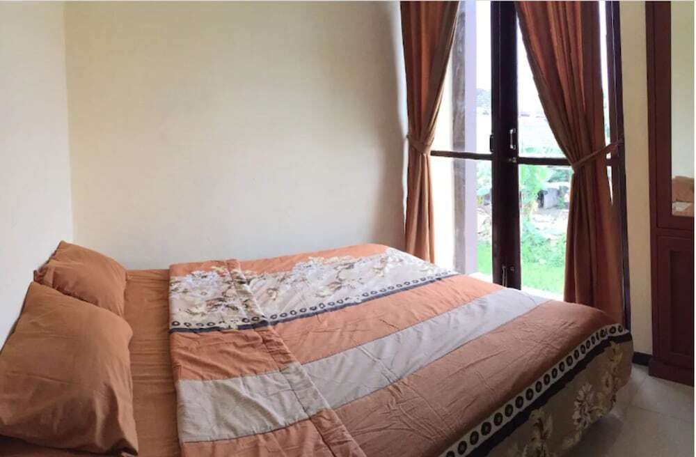 Батуретно: Manyar Sewu Homestay